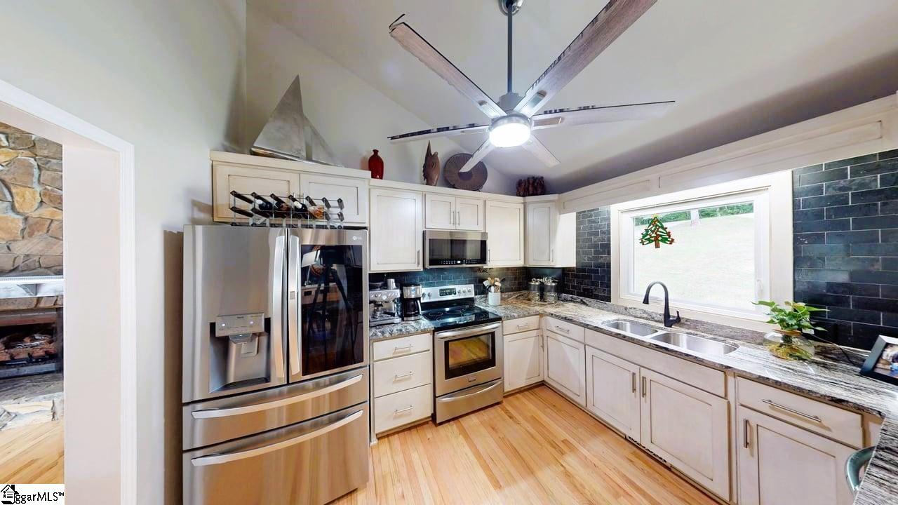 Inman, South Carolina, 29349, United States, ,3 BathroomsBathrooms,Residential,Active,1900173