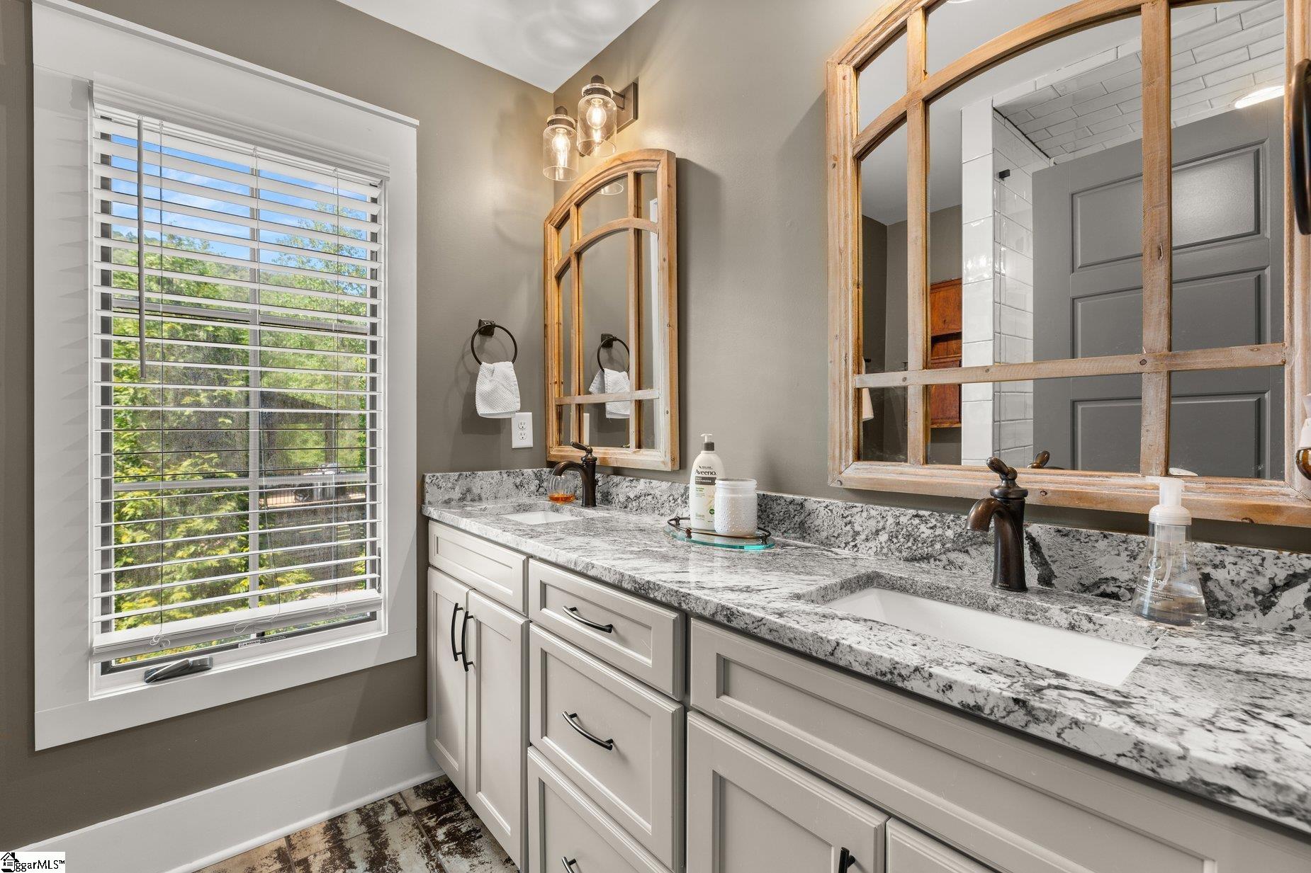 Seneca, South Carolina, 29672, United States, 4 Bedrooms Bedrooms, ,4 BathroomsBathrooms,Residential,Active,1995248