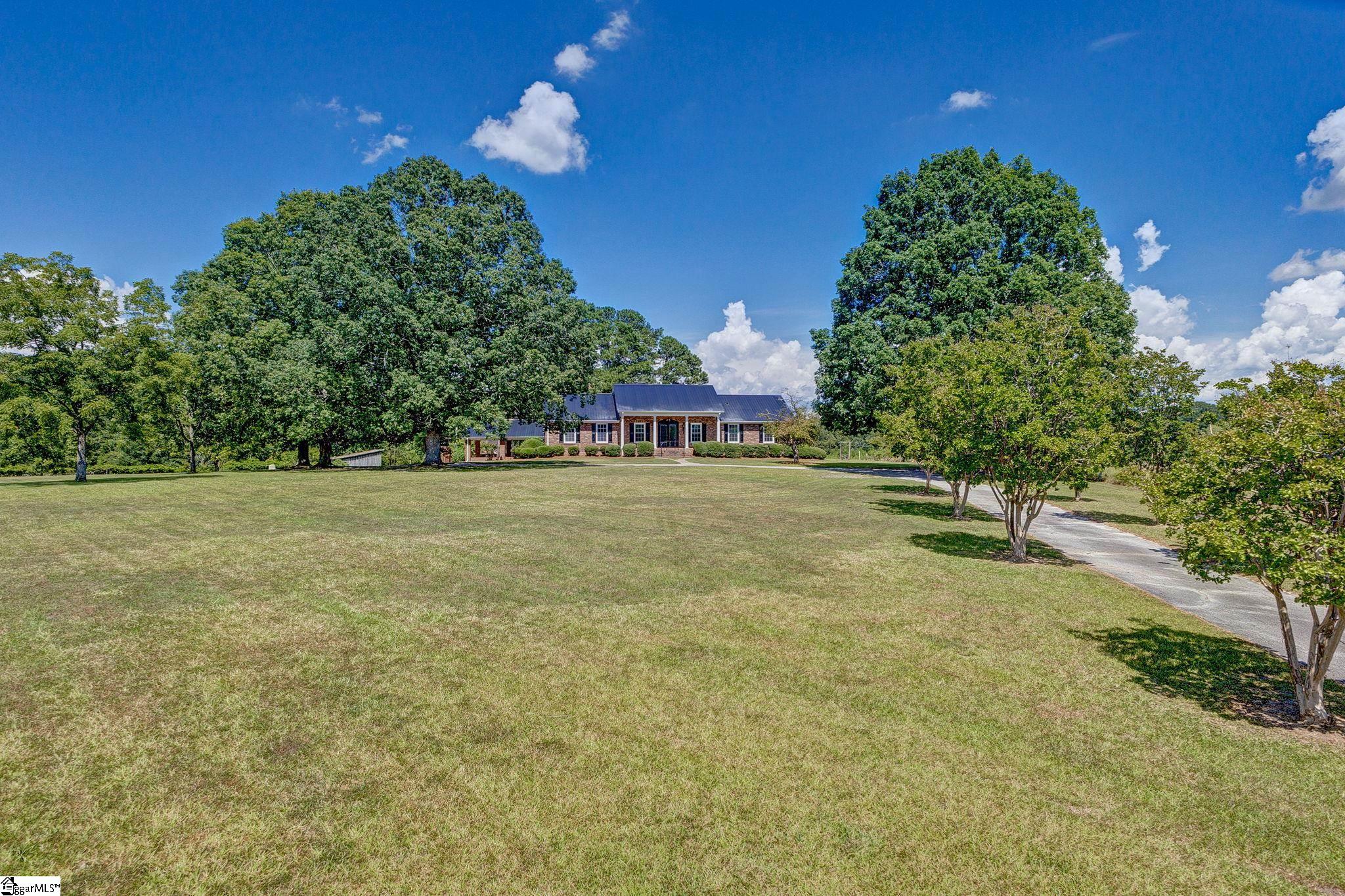 Laurens, South Carolina, 29360, United States, 4 Bedrooms Bedrooms, ,4 BathroomsBathrooms,Residential,Active,1914597
