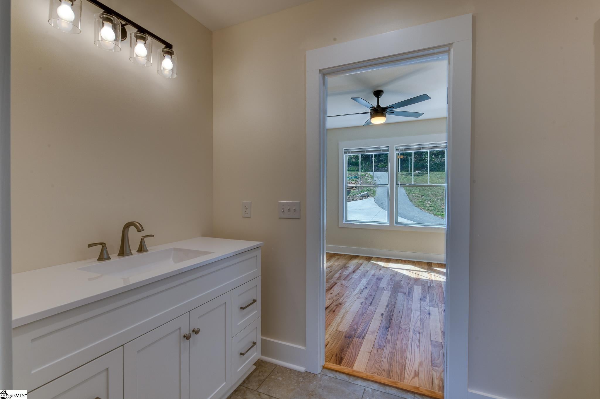 Seneca, South Carolina, 29672, United States, 3 Bedrooms Bedrooms, ,4 BathroomsBathrooms,Residential,Active,2006951