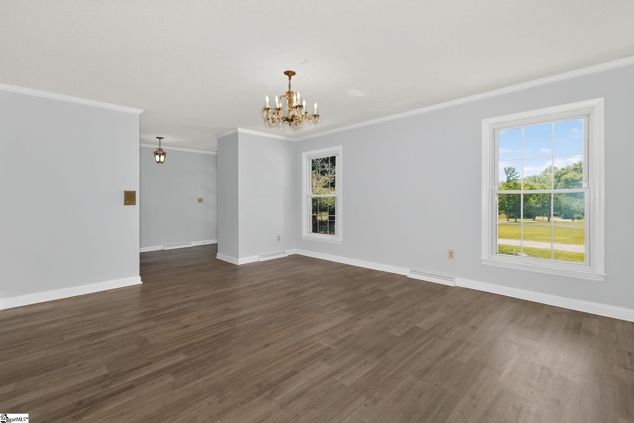 Laurens, South Carolina, 29360, United States, 4 Bedrooms Bedrooms, ,4 BathroomsBathrooms,Residential,Active,1914597