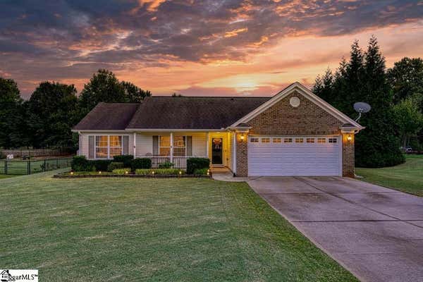 427 GIBBS VILLAGE LN, WELLFORD, SC 29385 - Image 1