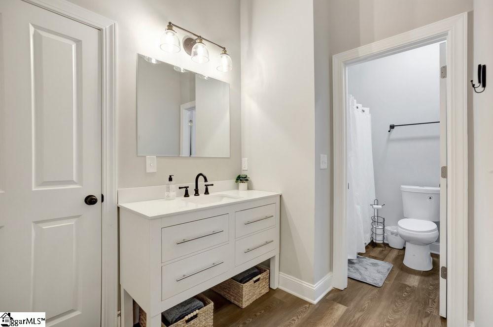 Anderson, South Carolina, 29626, United States, 7 Bedrooms Bedrooms, ,5 BathroomsBathrooms,Residential,Active,1997643