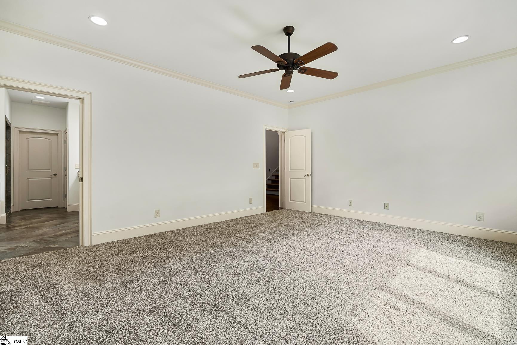 Greenville, South Carolina, 29609, United States, 5 Bedrooms Bedrooms, ,5 BathroomsBathrooms,Residential,Active,1914625