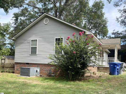 118 JASMINE ST, SPARTANBURG, SC 29303, photo 2 of 28