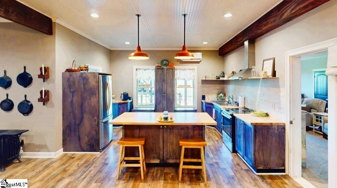 Greer, South Carolina, 29651, United States, 5 Bedrooms Bedrooms, ,7 BathroomsBathrooms,Residential,Active,1894585