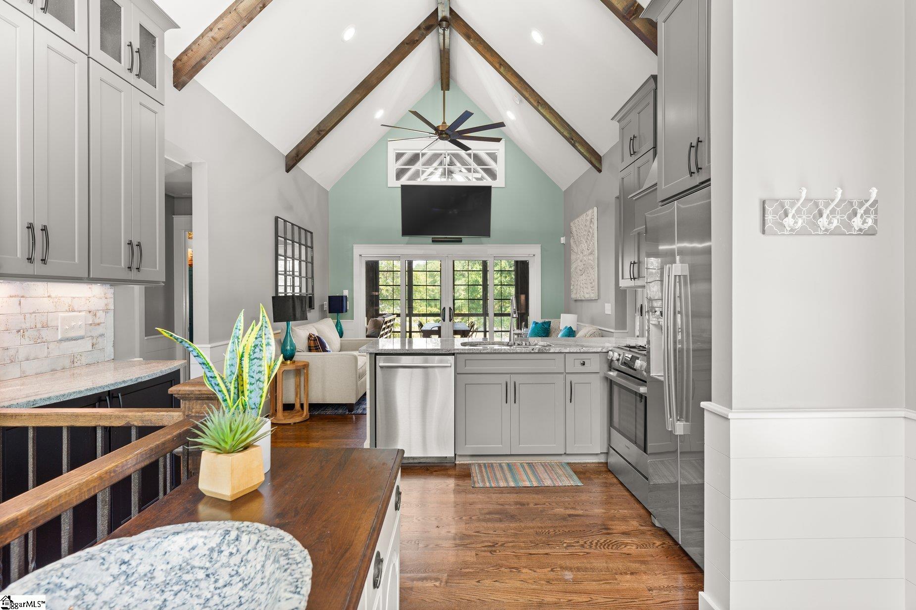 Seneca, South Carolina, 29672, United States, 4 Bedrooms Bedrooms, ,4 BathroomsBathrooms,Residential,Active,1995248