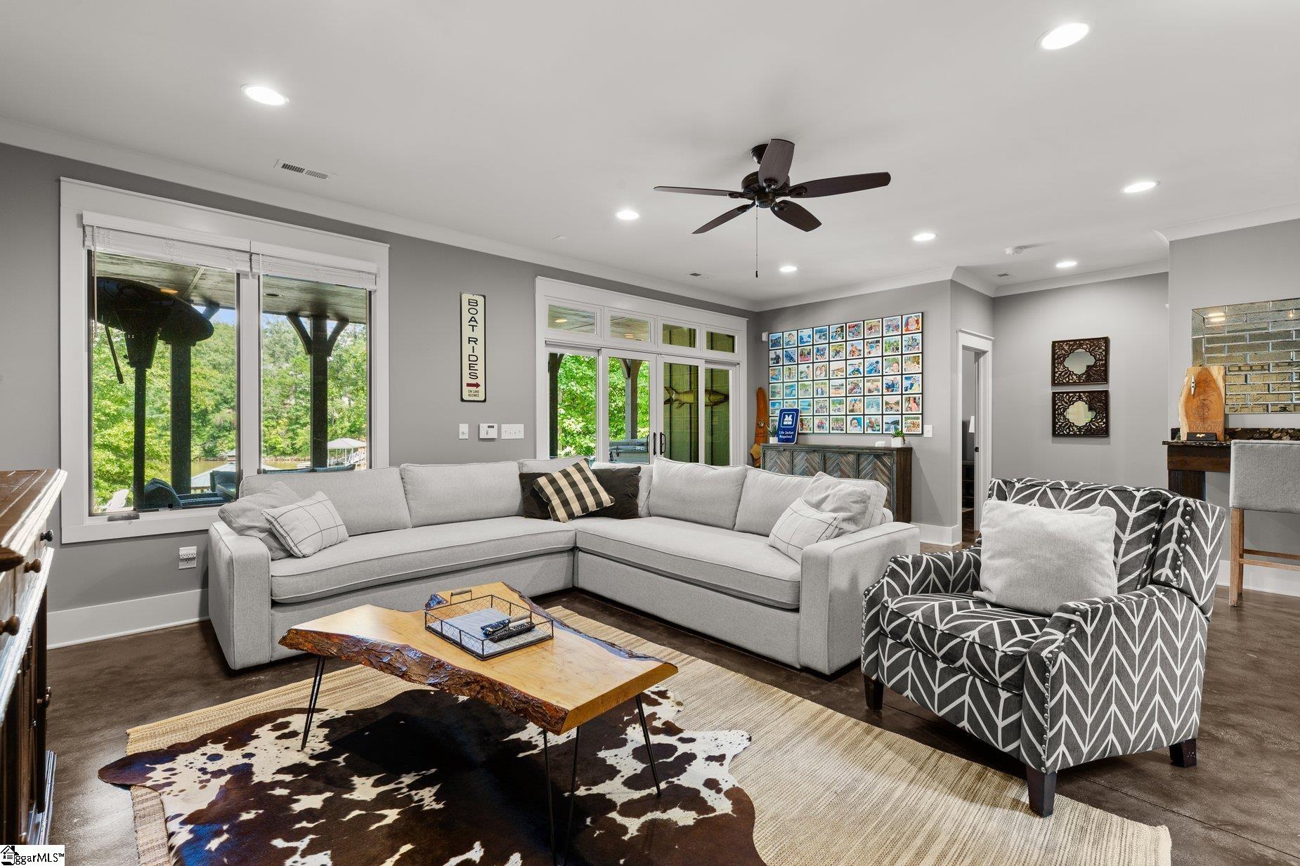 Seneca, South Carolina, 29672, United States, 4 Bedrooms Bedrooms, ,4 BathroomsBathrooms,Residential,Active,1995248