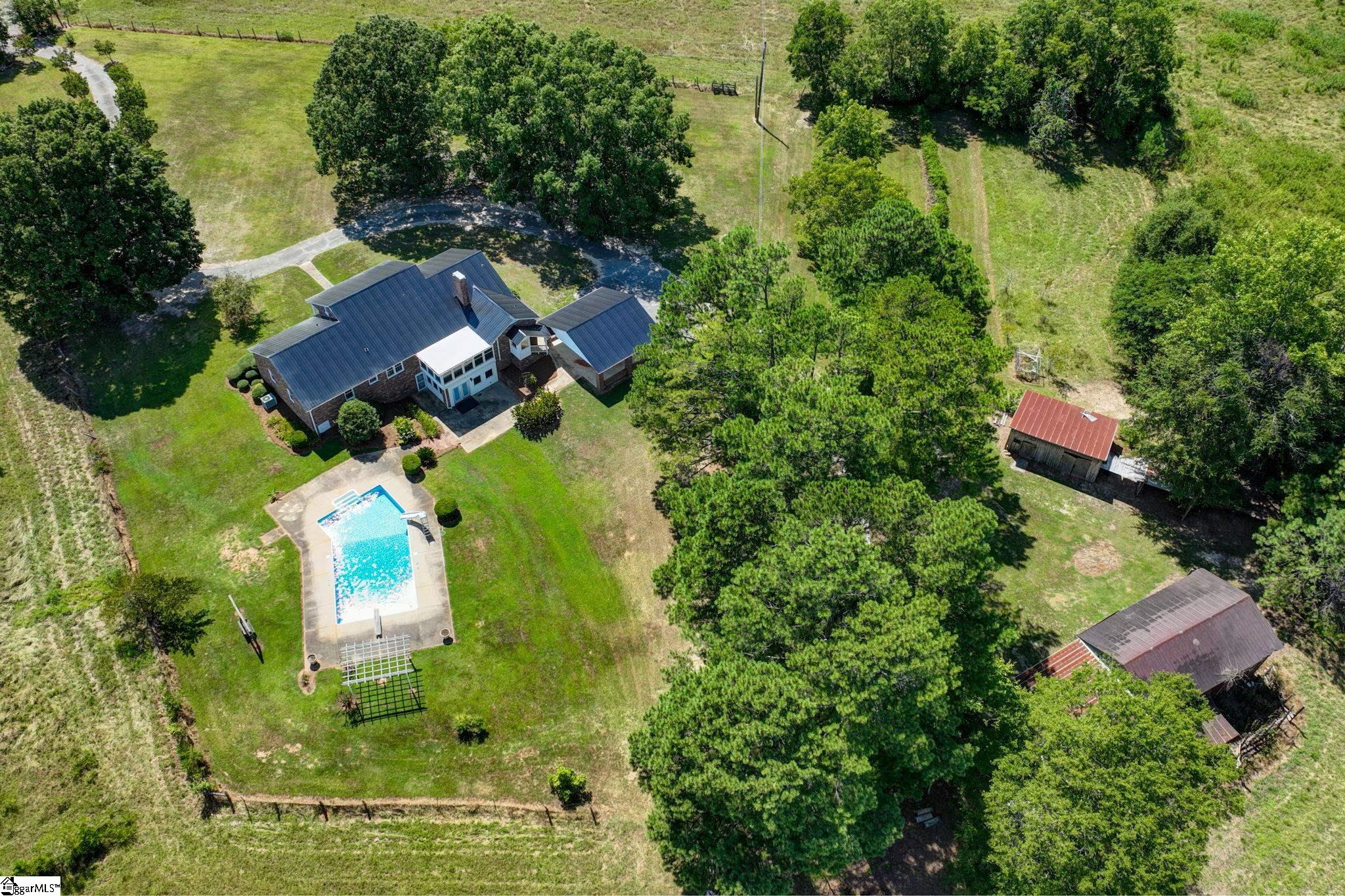 Laurens, South Carolina, 29360, United States, 4 Bedrooms Bedrooms, ,4 BathroomsBathrooms,Residential,Active,1914597