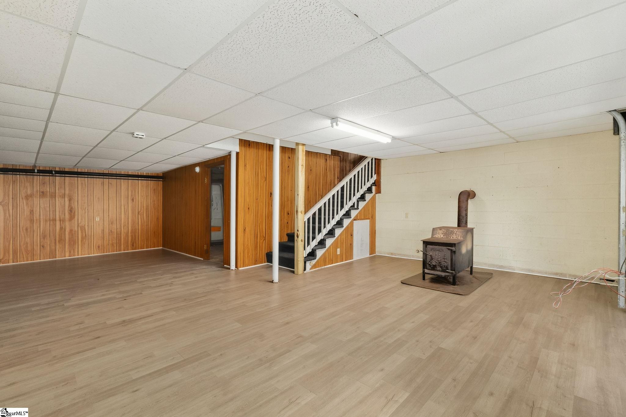 Laurens, South Carolina, 29360, United States, 4 Bedrooms Bedrooms, ,4 BathroomsBathrooms,Residential,Active,1914597