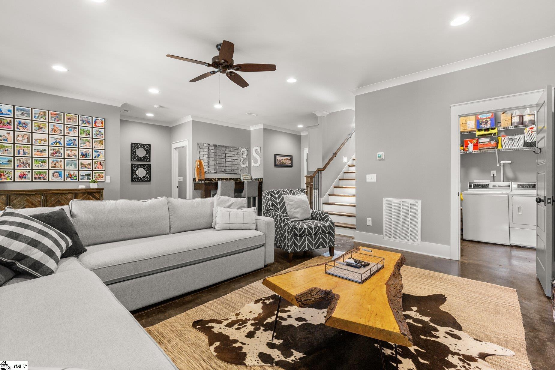 Seneca, South Carolina, 29672, United States, 4 Bedrooms Bedrooms, ,4 BathroomsBathrooms,Residential,Active,1995248