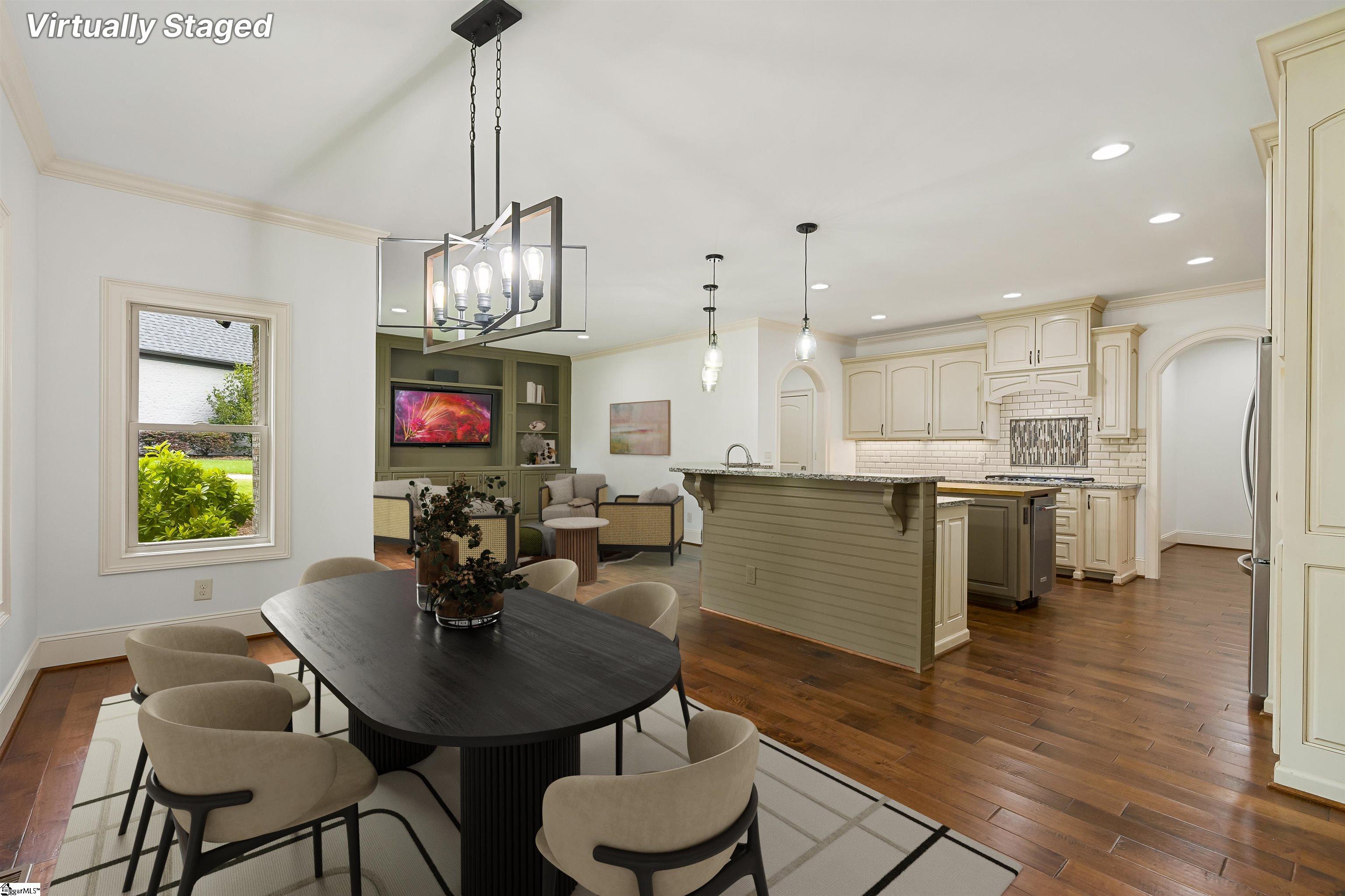Greenville, South Carolina, 29609, United States, 5 Bedrooms Bedrooms, ,5 BathroomsBathrooms,Residential,Active,1914625