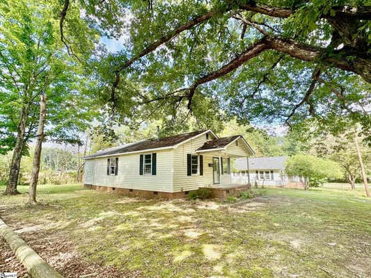 103 PERRY AVE, SIMPSONVILLE, SC 29681, photo 2 of 23