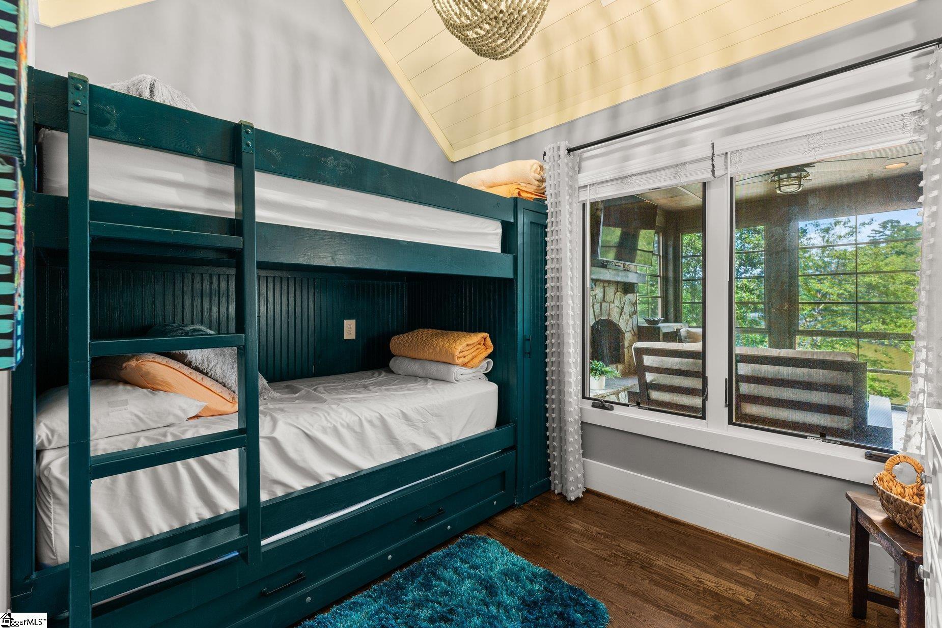 Seneca, South Carolina, 29672, United States, 4 Bedrooms Bedrooms, ,4 BathroomsBathrooms,Residential,Active,1995248