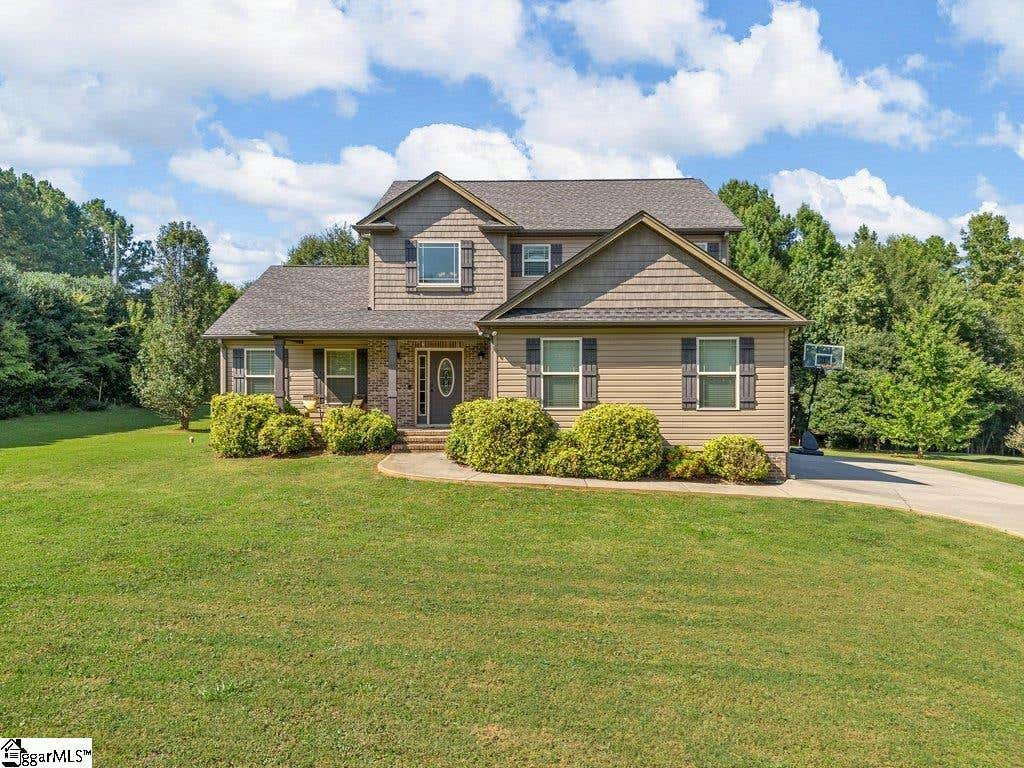 103 JAMESON DR, ROEBUCK, SC 29376, photo 1 of 36