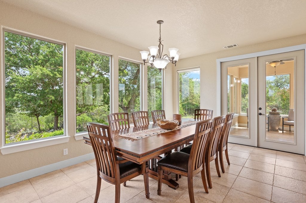 Fredericksburg, Texas, 78624, United States, 3 Bedrooms Bedrooms, ,4 BathroomsBathrooms,Residential,Active,1849215