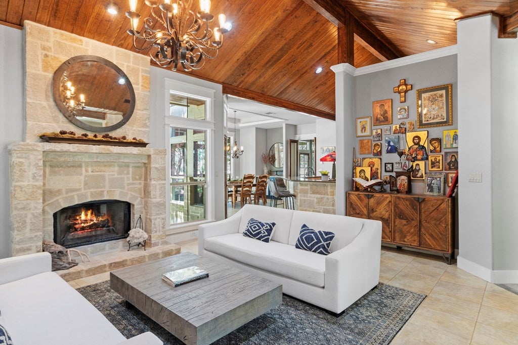 Boerne, Texas, 78006, United States, 3 Bedrooms Bedrooms, ,3 BathroomsBathrooms,Residential,Active,1945311