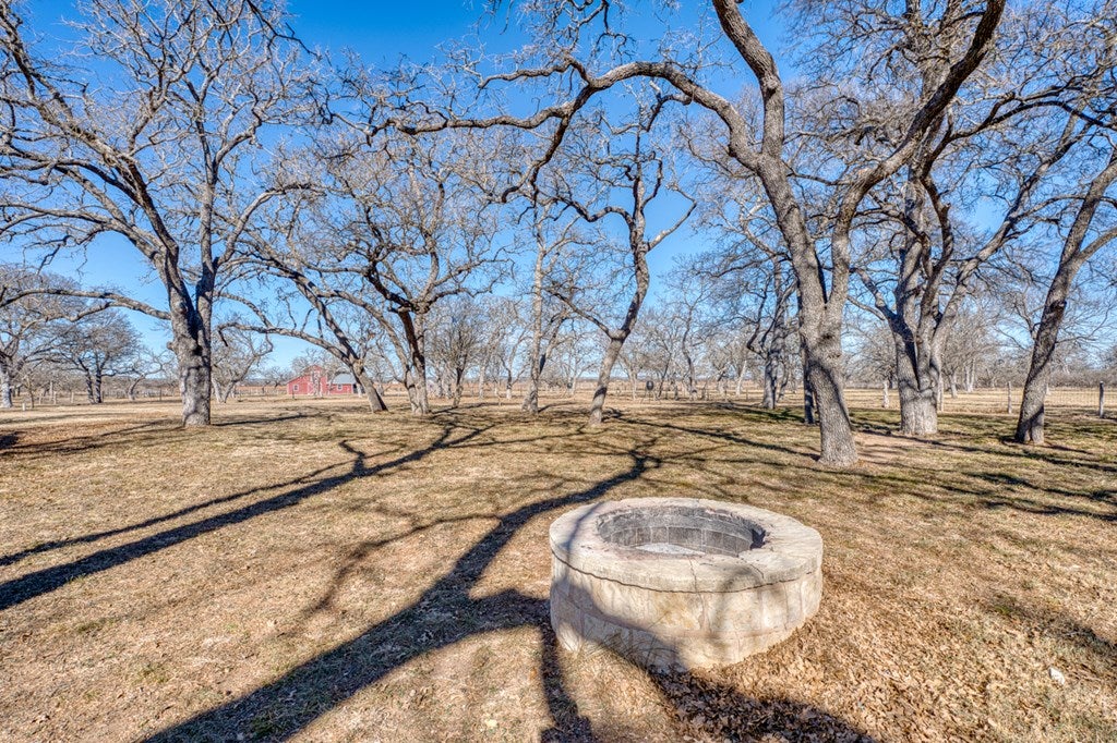 Fredericksburg, Texas, 78624, United States, 5 Bedrooms Bedrooms, ,4 BathroomsBathrooms,Residential,Active,2010212