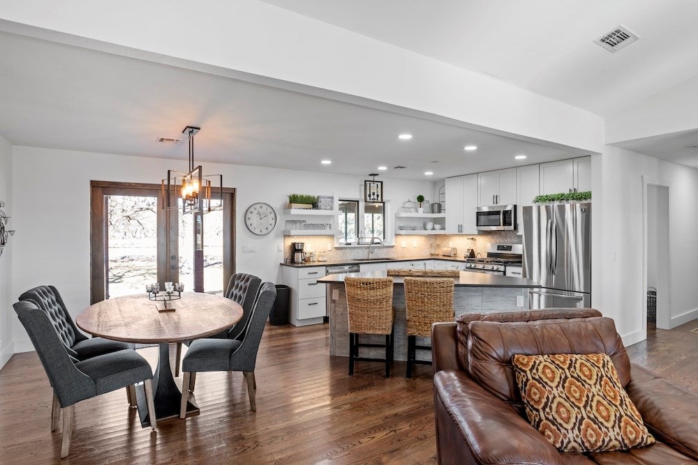 Fredericksburg, Texas, 78624, United States, 3 Bedrooms Bedrooms, ,3 BathroomsBathrooms,Residential,Active,1733951