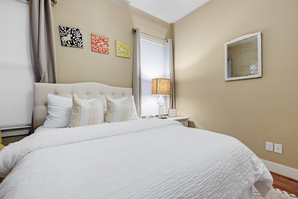 Fredericksburg, Texas, 78624, United States, ,3 BathroomsBathrooms,Residential,Active,1764458
