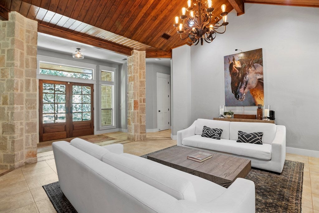 Boerne, Texas, 78006, United States, 3 Bedrooms Bedrooms, ,3 BathroomsBathrooms,Residential,Active,1945311