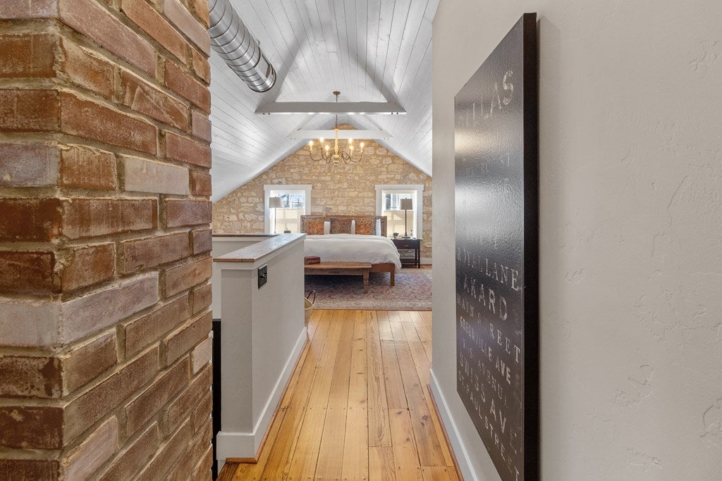 Fredericksburg, Texas, 78624, United States, ,3 BathroomsBathrooms,Residential,Active,1741571