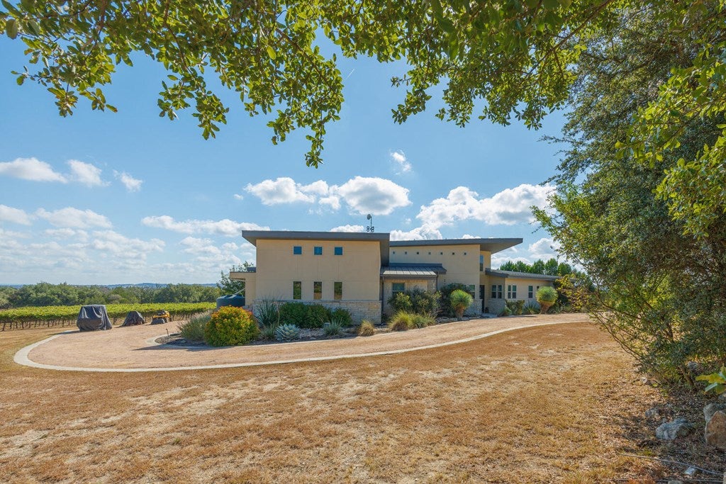 Round Mountain, Texas, 78663, United States, 4 Bedrooms Bedrooms, ,4 BathroomsBathrooms,Residential,Active,1967128