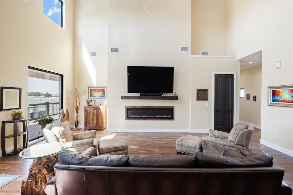 Fredericksburg, Texas, 78624, United States, 2 Bedrooms Bedrooms, ,3 BathroomsBathrooms,Residential,Active,1798077