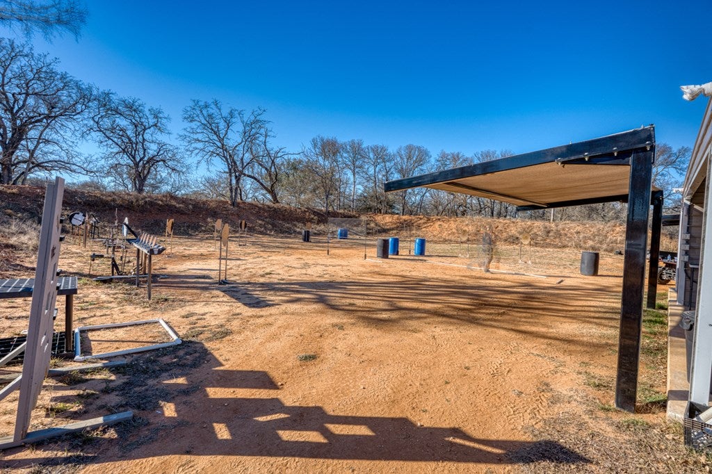 Fredericksburg, Texas, 78624, United States, 5 Bedrooms Bedrooms, ,4 BathroomsBathrooms,Residential,Active,2010212