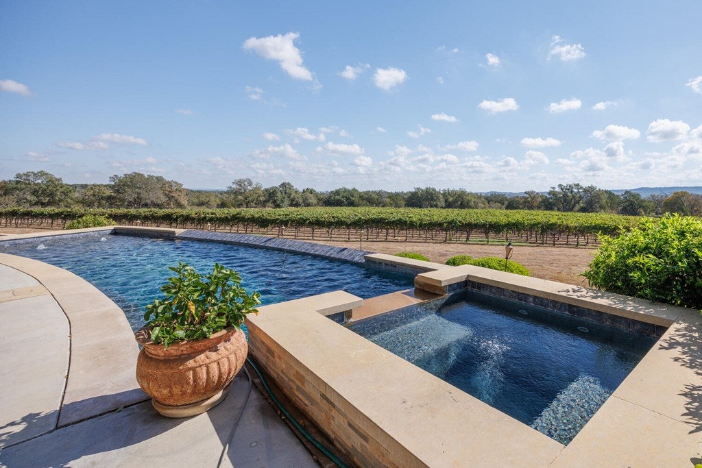 Round Mountain, Texas, 78663, United States, 4 Bedrooms Bedrooms, ,4 BathroomsBathrooms,Residential,Active,1967128