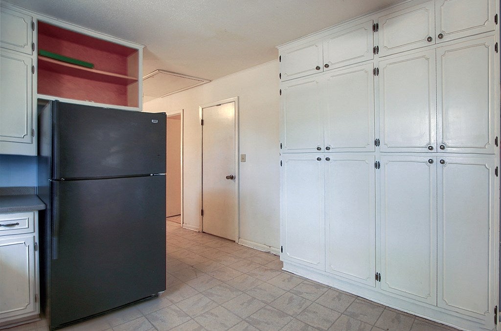 Fredericksburg, Texas, 78624, United States, 3 Bedrooms Bedrooms, ,3 BathroomsBathrooms,Residential,Active,1741666