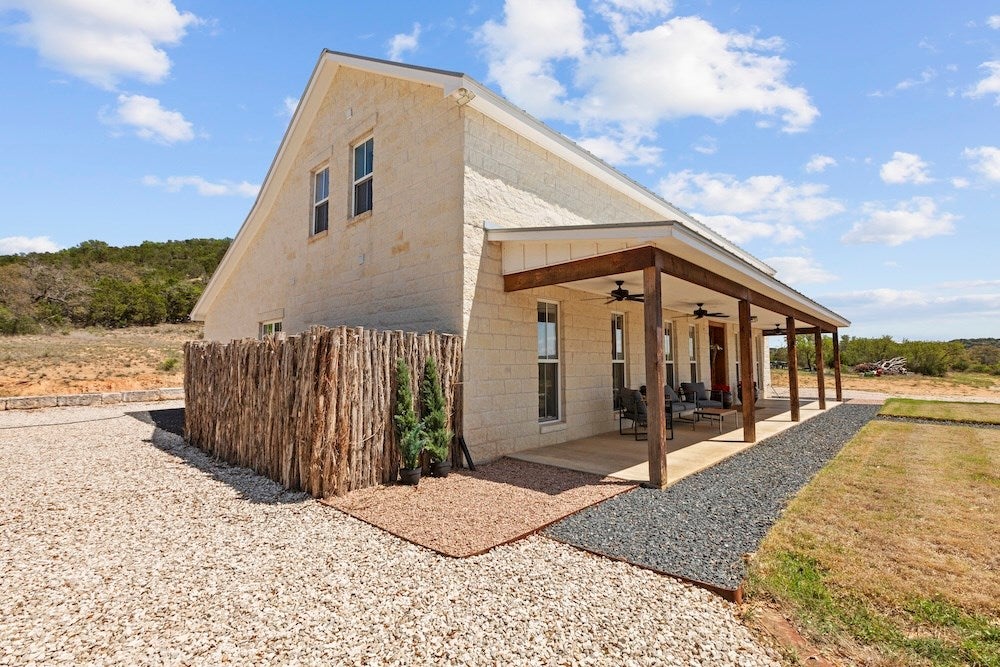 Doss, Texas, 78618, United States, ,3 BathroomsBathrooms,Residential,Active,1772717