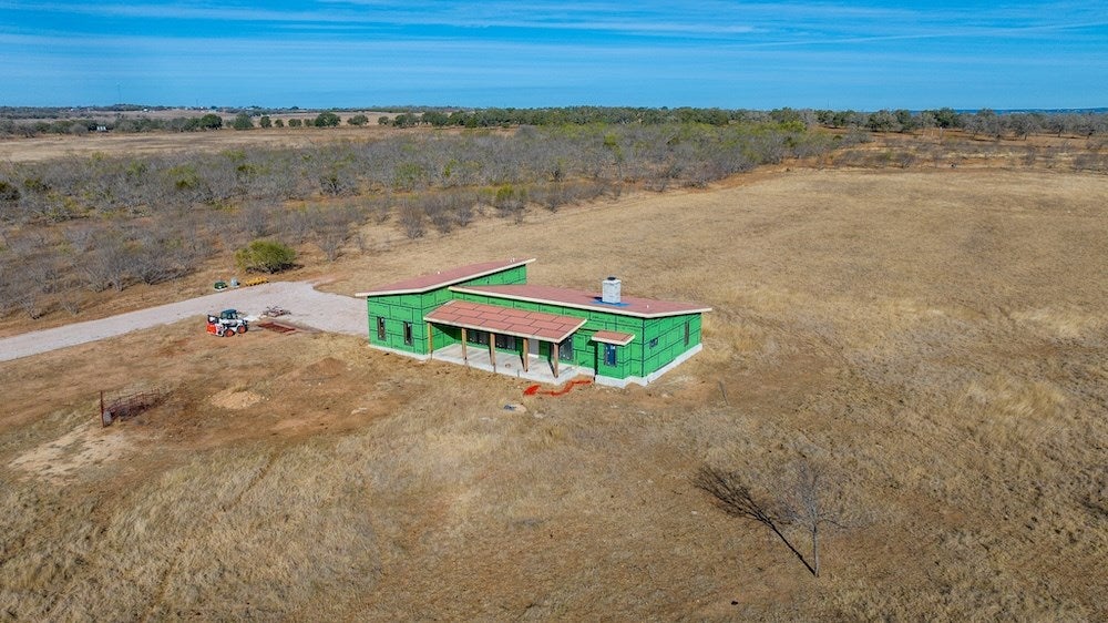 Fredericksburg, Texas, 78624, United States, 3 Bedrooms Bedrooms, ,3 BathroomsBathrooms,Residential,Active,1733951