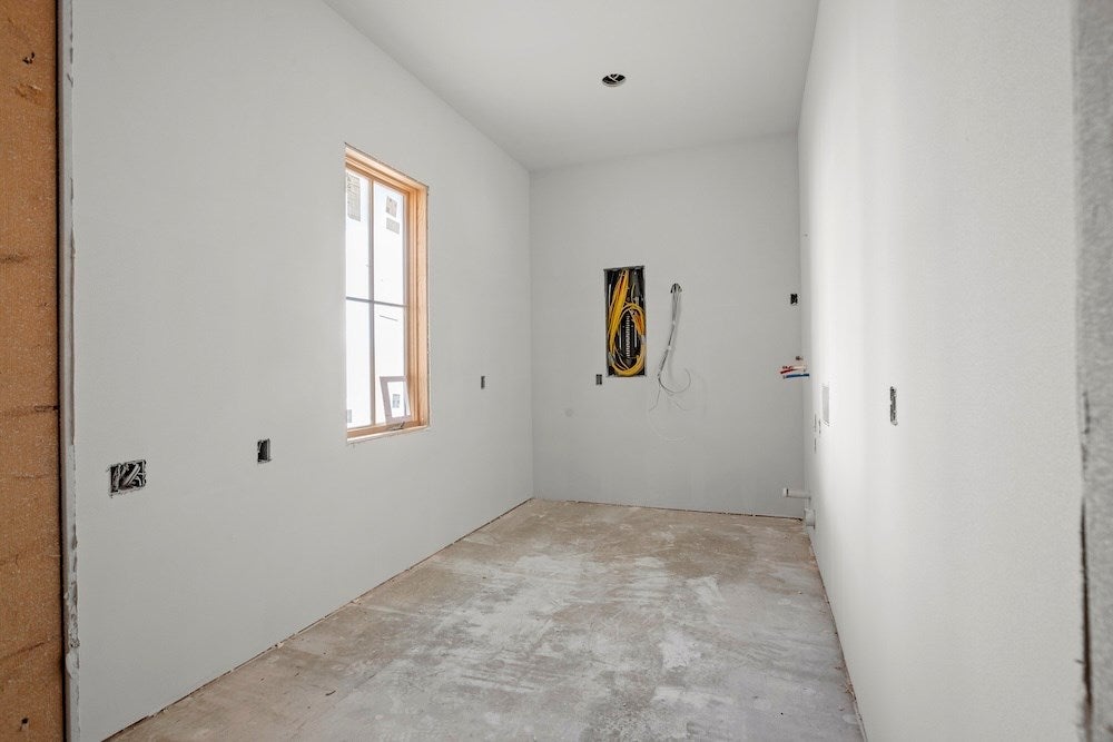 Fredericksburg, Texas, 78624, United States, 3 Bedrooms Bedrooms, ,4 BathroomsBathrooms,Residential,Active,1741684