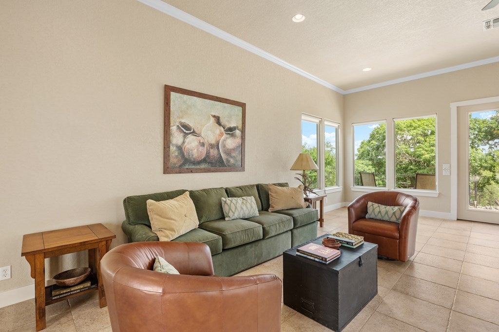 Fredericksburg, Texas, 78624, United States, 3 Bedrooms Bedrooms, ,4 BathroomsBathrooms,Residential,Active,1849215