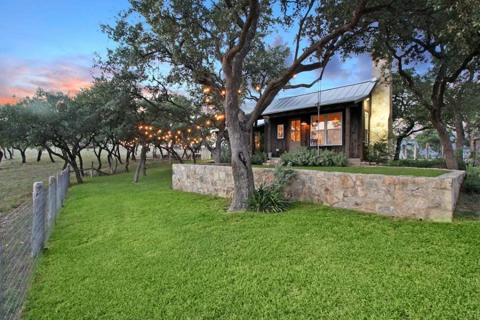 Fredericksburg, Texas, 78624, United States, 3 Bedrooms Bedrooms, ,4 BathroomsBathrooms,Residential,Active,1992222