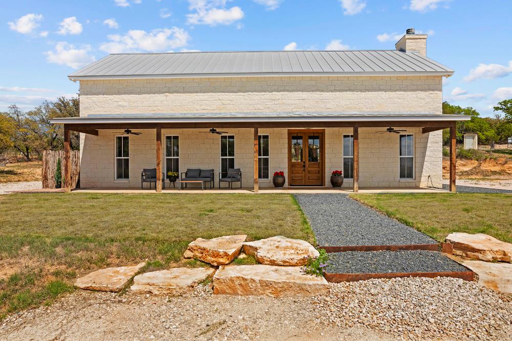 Doss, Texas, 78618, United States, 3 Bedrooms Bedrooms, ,3 BathroomsBathrooms,Residential,Active,2016696