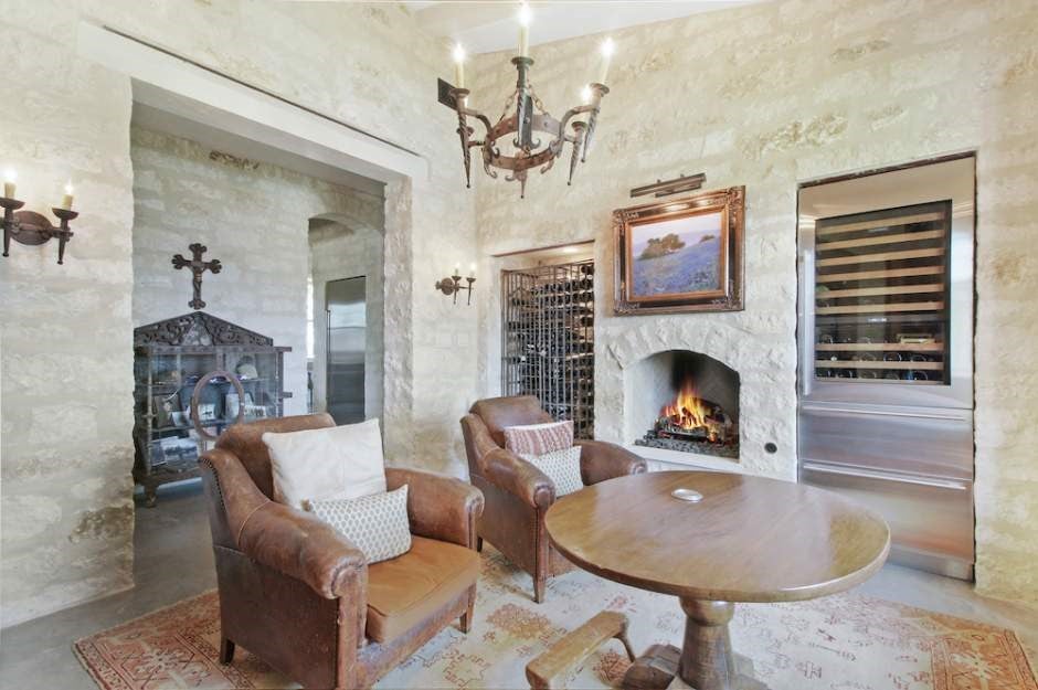 Fredericksburg, Texas, 78624, United States, 3 Bedrooms Bedrooms, ,4 BathroomsBathrooms,Residential,Active,1992222