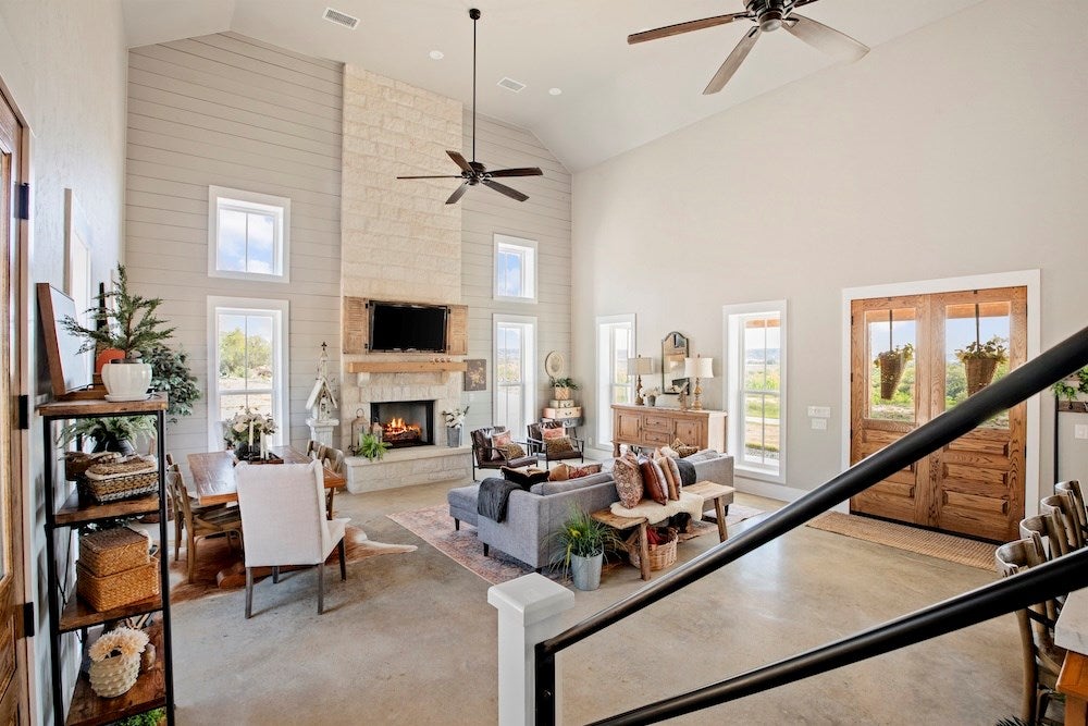 Doss, Texas, 78618, United States, 3 Bedrooms Bedrooms, ,3 BathroomsBathrooms,Residential,Active,2016696