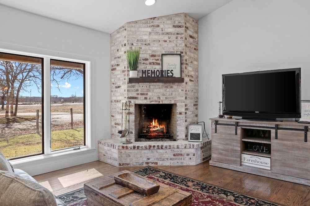Fredericksburg, Texas, 78624, United States, 3 Bedrooms Bedrooms, ,3 BathroomsBathrooms,Residential,Active,1733951