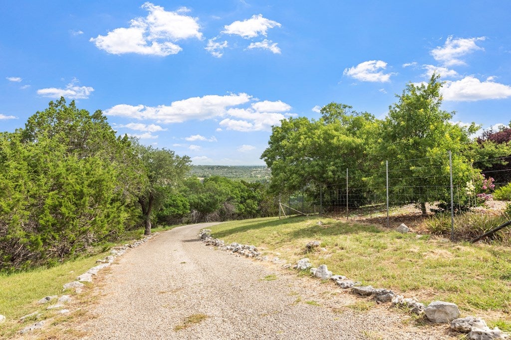 Fredericksburg, Texas, 78624, United States, 3 Bedrooms Bedrooms, ,4 BathroomsBathrooms,Residential,Active,1849215
