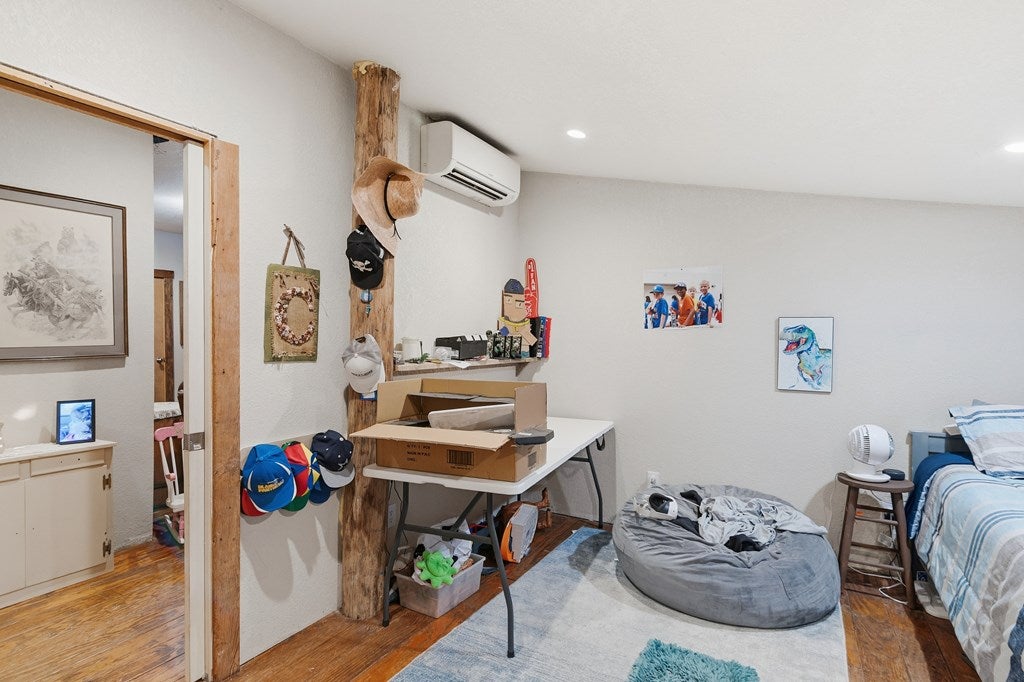 Blanco, Texas, 78606, United States, 3 Bedrooms Bedrooms, ,4 BathroomsBathrooms,Residential,Active,2017094