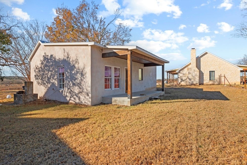 Fredericksburg, Texas, 78624, United States, 3 Bedrooms Bedrooms, ,4 BathroomsBathrooms,Residential,Active,1741684