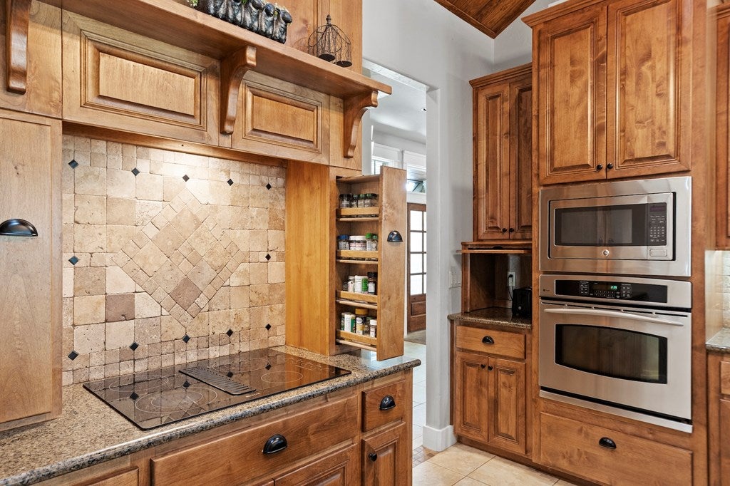 Boerne, Texas, 78006, United States, 3 Bedrooms Bedrooms, ,3 BathroomsBathrooms,Residential,Active,1945311