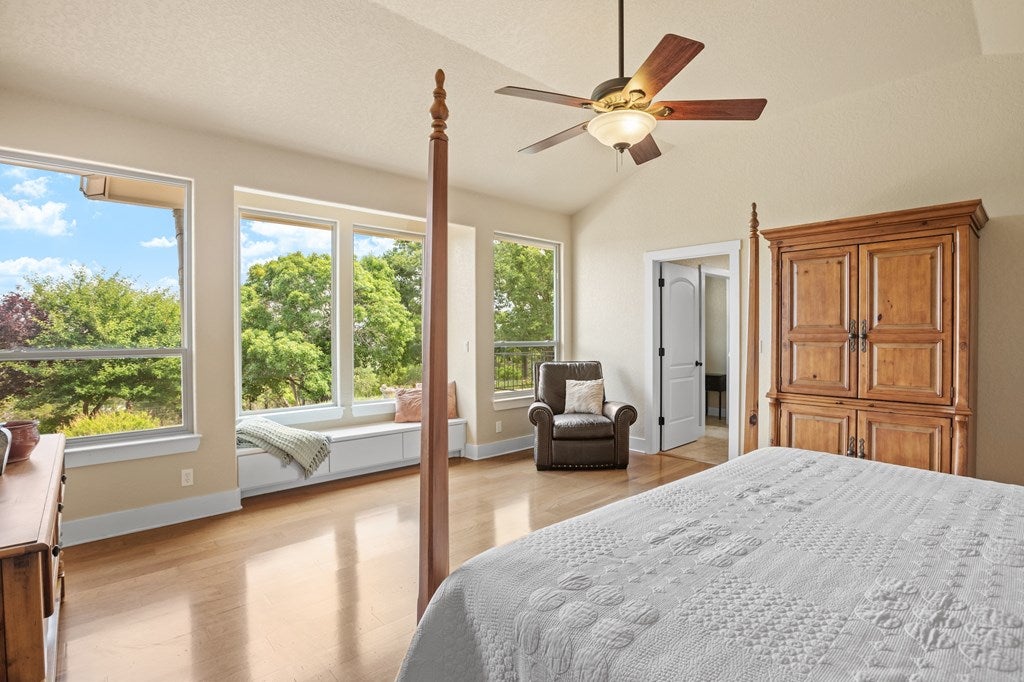 Fredericksburg, Texas, 78624, United States, 3 Bedrooms Bedrooms, ,4 BathroomsBathrooms,Residential,Active,1849215