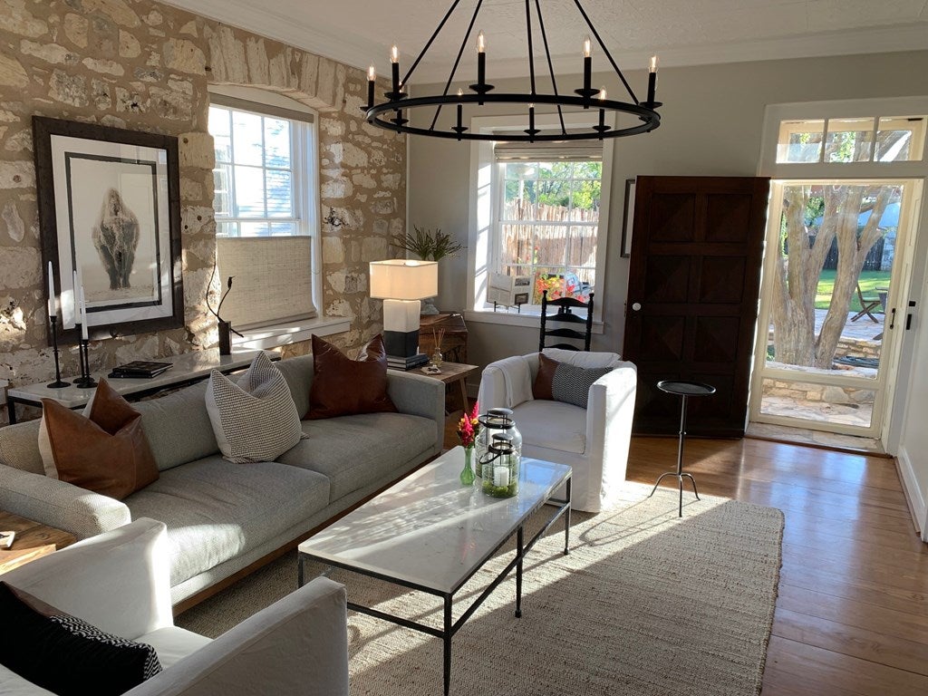 Fredericksburg, Texas, 78624, United States, ,3 BathroomsBathrooms,Residential,Active,1741571