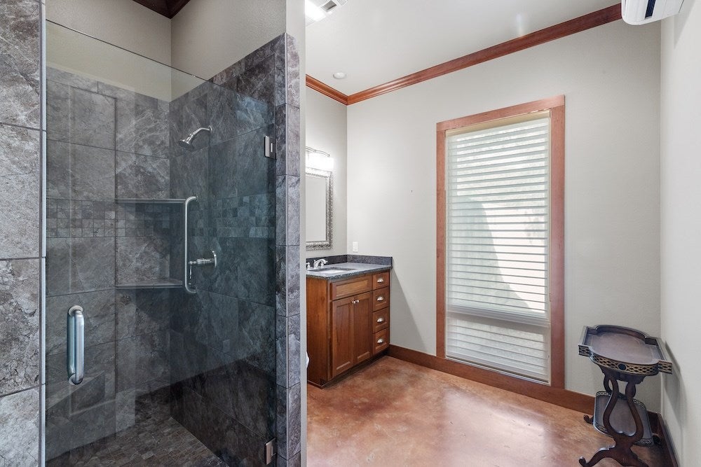 Fredericksburg, Texas, 78624, United States, 3 Bedrooms Bedrooms, ,5 BathroomsBathrooms,Residential,Active,1820474