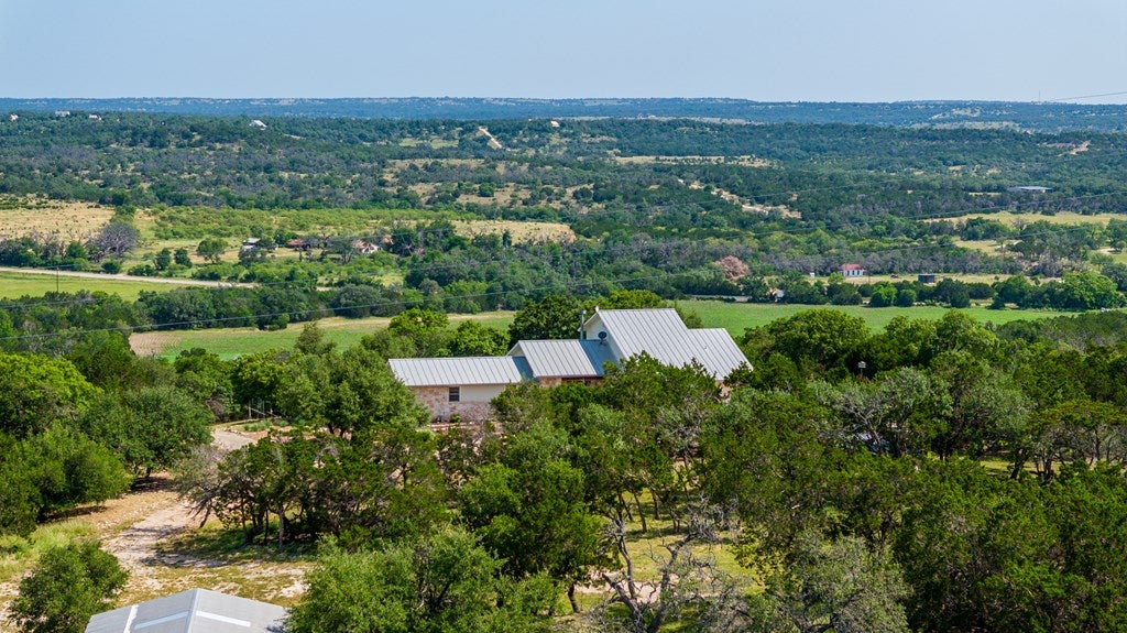 Fredericksburg, Texas, 78624, United States, 3 Bedrooms Bedrooms, ,4 BathroomsBathrooms,Residential,Active,1849215
