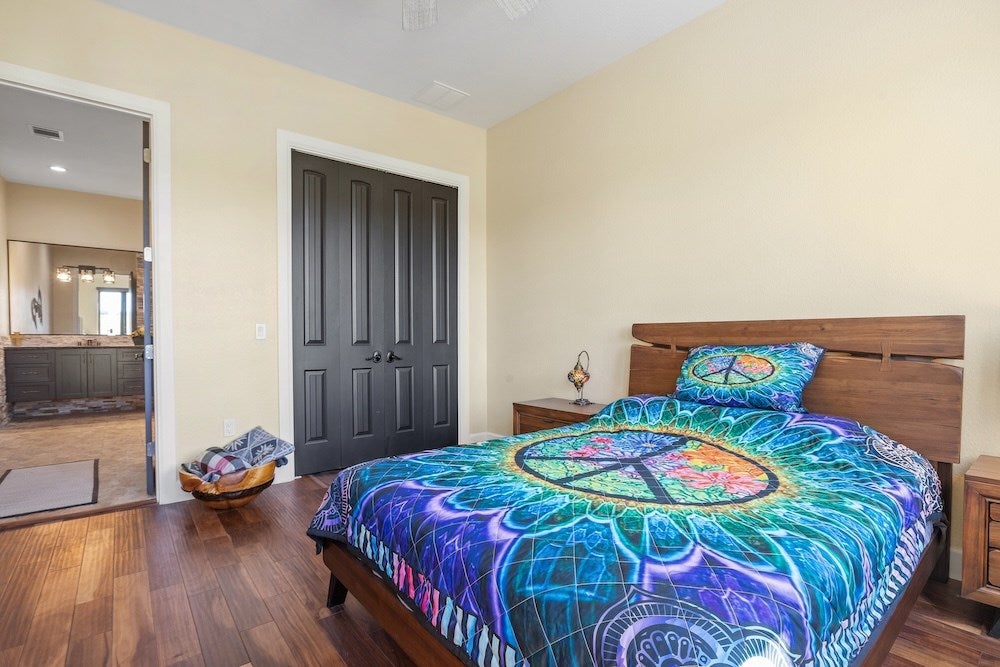 Fredericksburg, Texas, 78624, United States, 2 Bedrooms Bedrooms, ,3 BathroomsBathrooms,Residential,Active,1798077