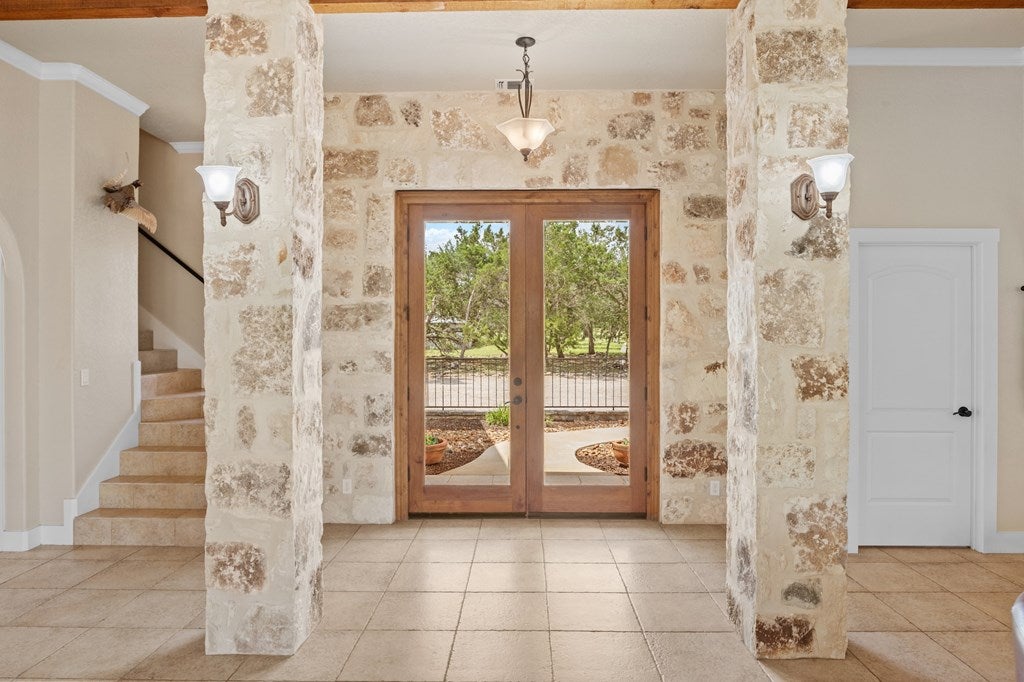 Fredericksburg, Texas, 78624, United States, 3 Bedrooms Bedrooms, ,4 BathroomsBathrooms,Residential,Active,1849215